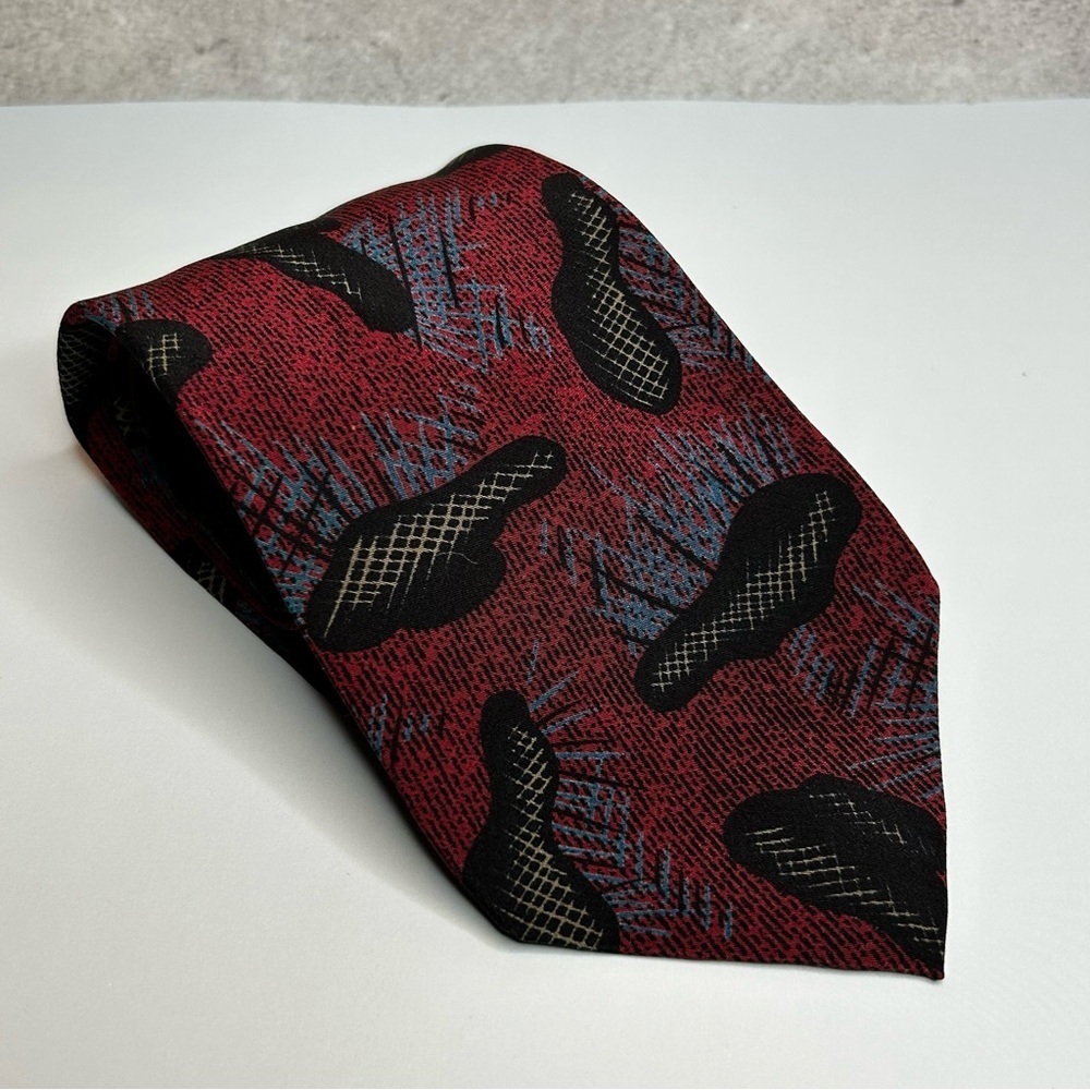 Vintage Alfani Red and Black Abstract Men's 58” Silk Tie